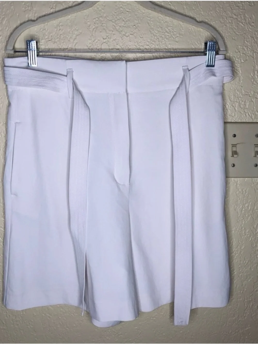 Massimo Dutti Cream Paperbag Tie-Waist Shorts EU Size 40 Like New